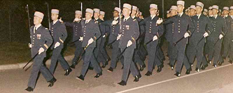 27_47610r (Medium).jpg